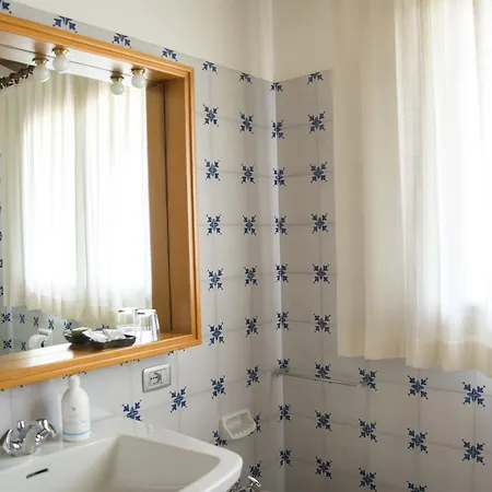 Al Montegallo Bed & Breakfast *